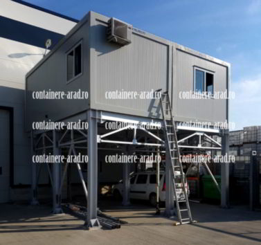 pret container metalic Arad